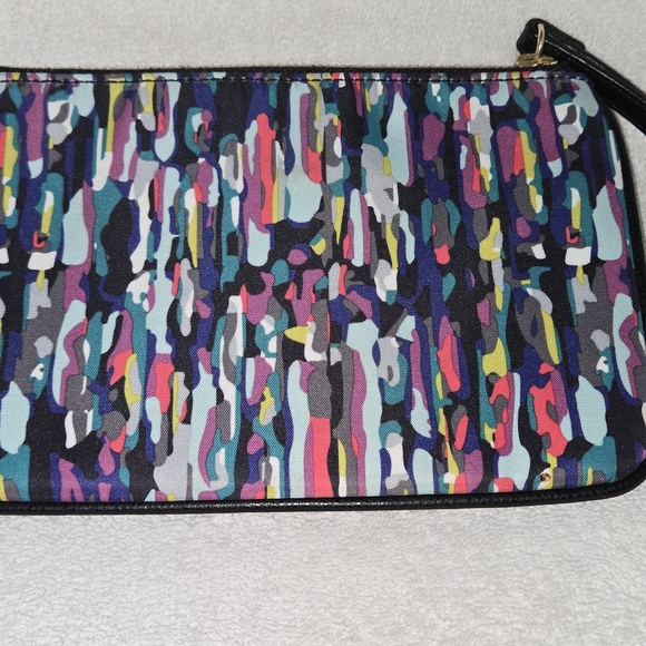 Vera Bradley Multicolor Clutch Wristlet - Picture 9 of 9